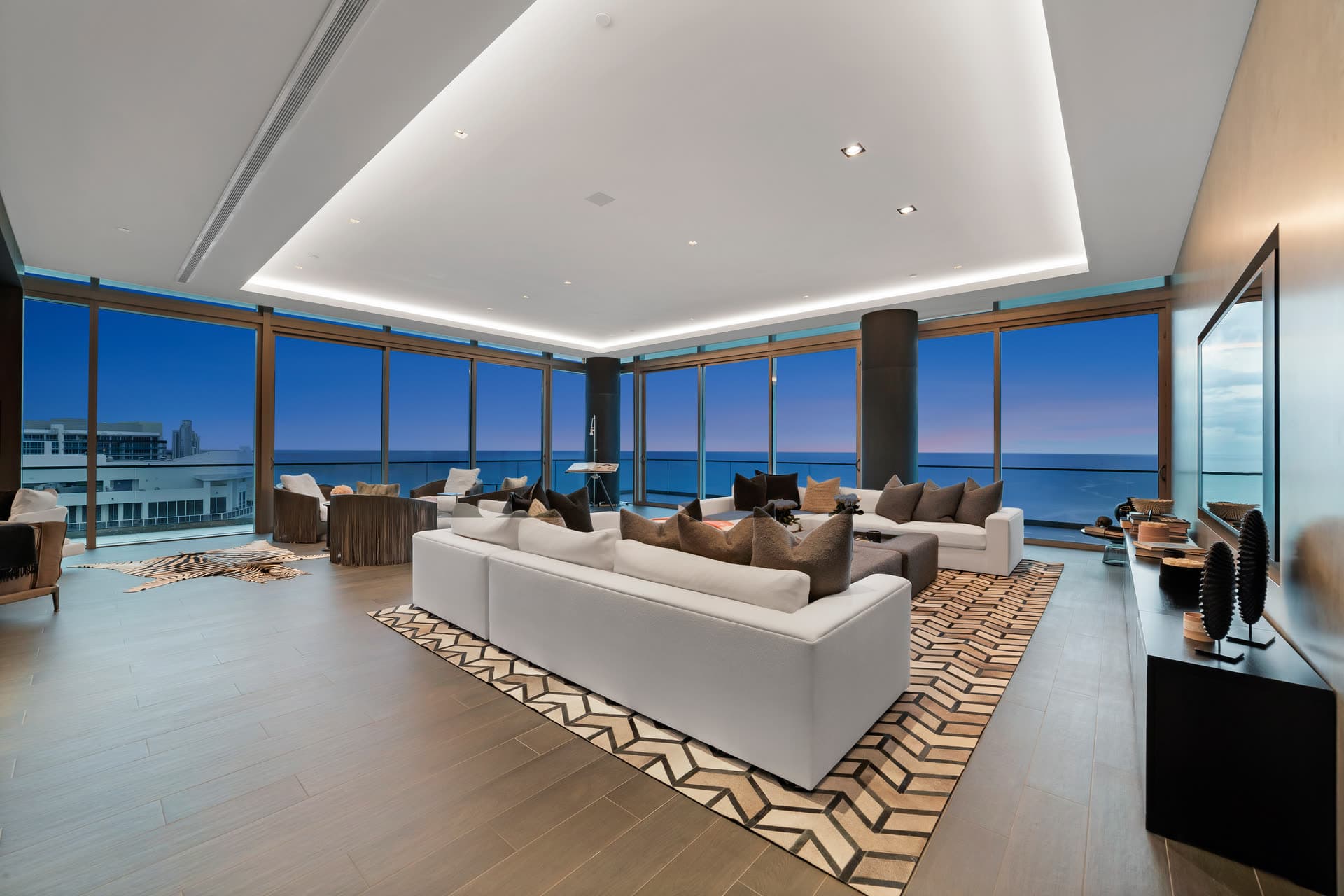 2801 Bal Harbour twilight view 07