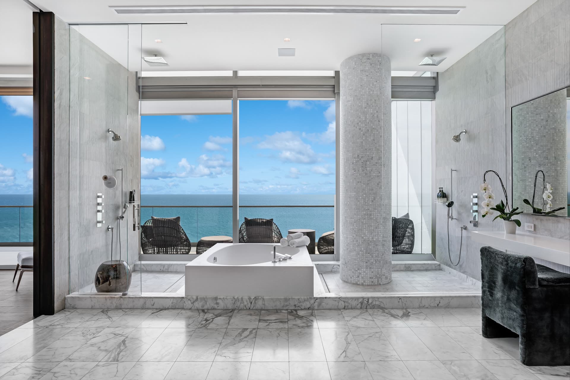 2801 Bal Harbour residence view 40