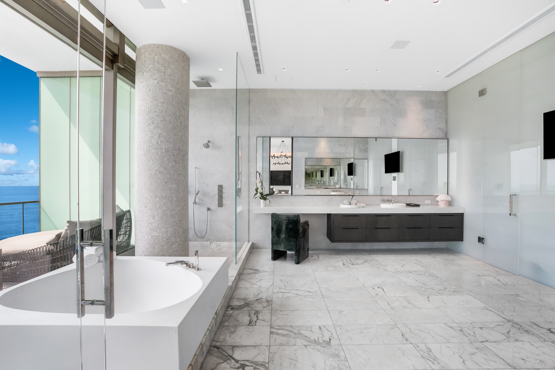 2801 Bal Harbour residence view 42