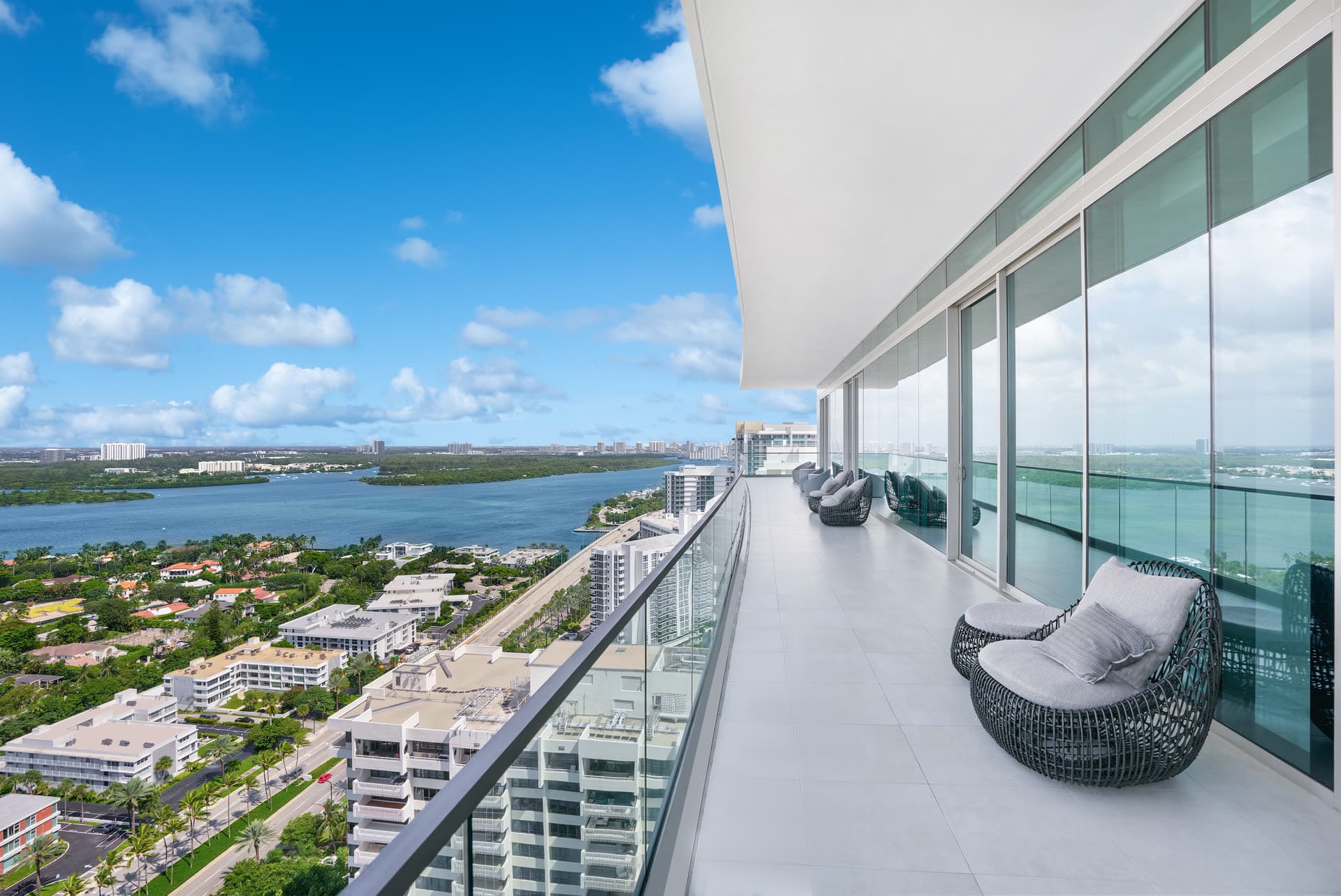 2801 Bal Harbour residence view 48