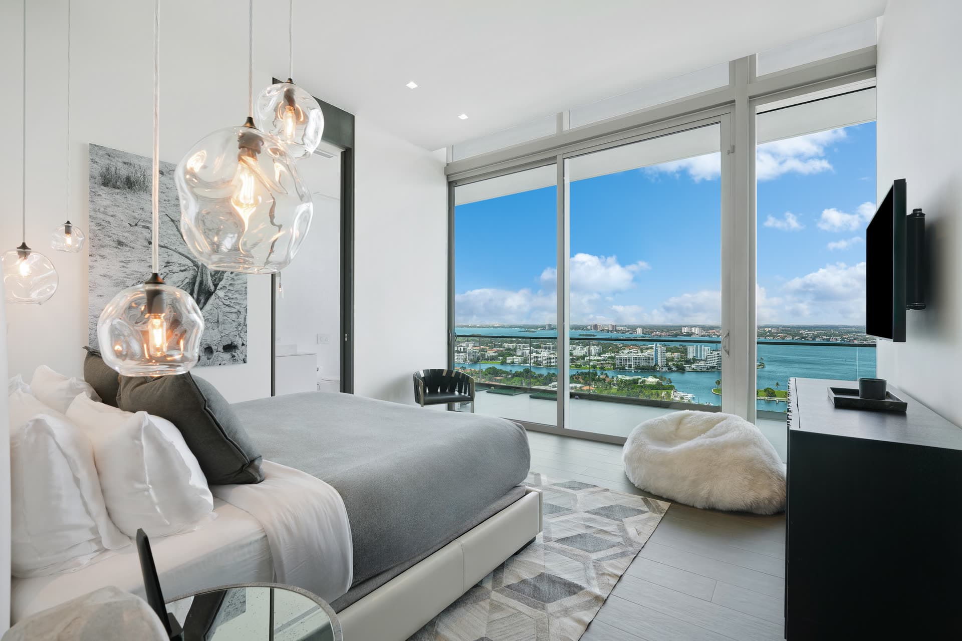 2801 Bal Harbour residence view 70